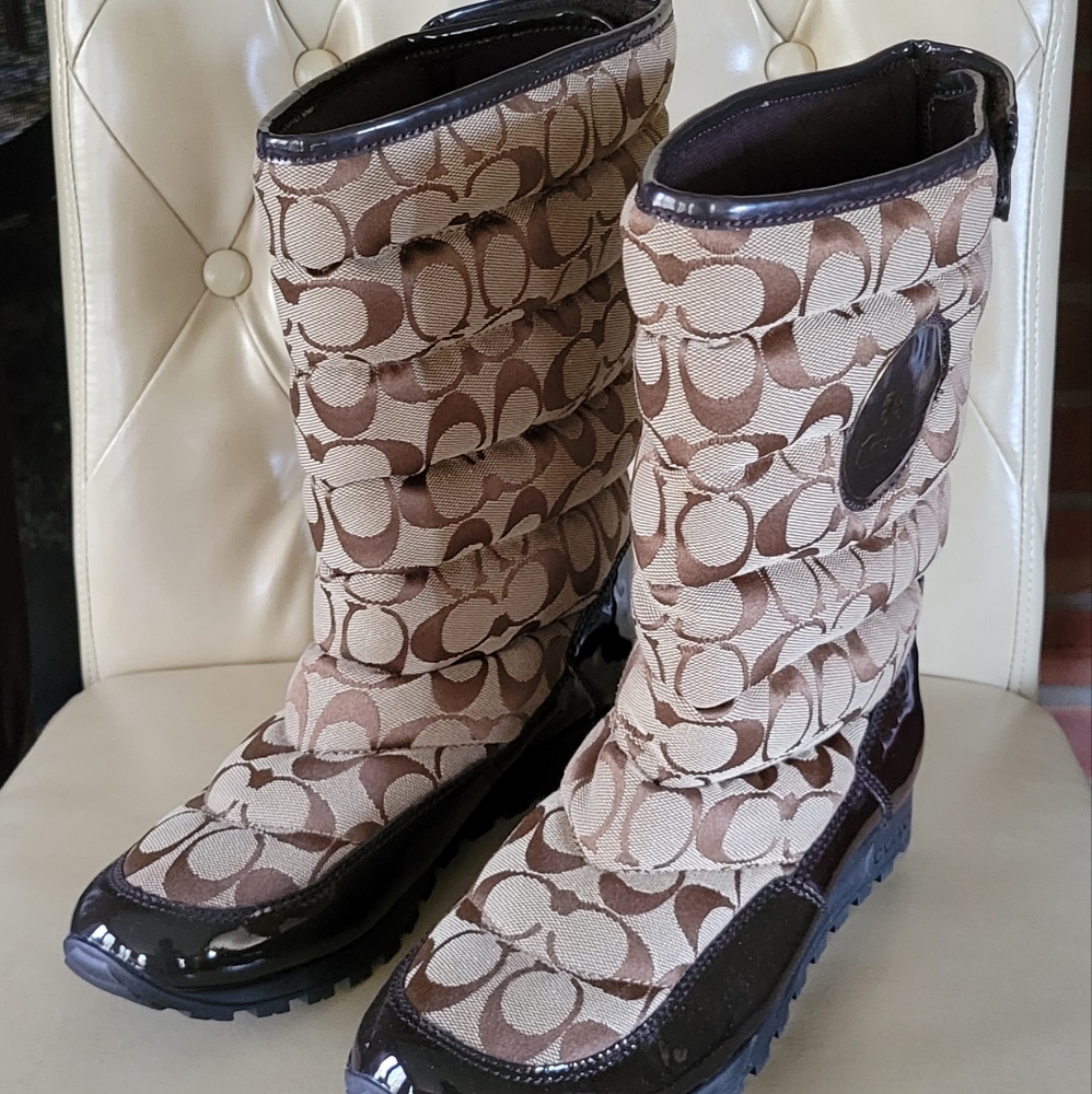 Coach boots